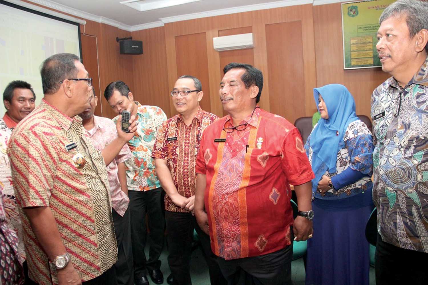 Giliran Dinas TRTB, Disperindag & Perkim Disidak Randiman Budayakan Kembali Gerakan Jumat Bersih