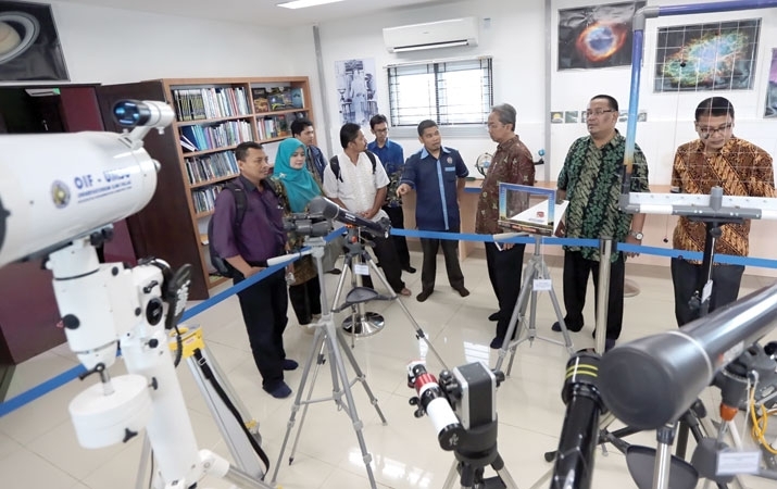 Guru Besar UNPAD Kunjungi UMSU Penelitian Komunikasi Perlu Dibangun Untuk Penyegaran Dosen