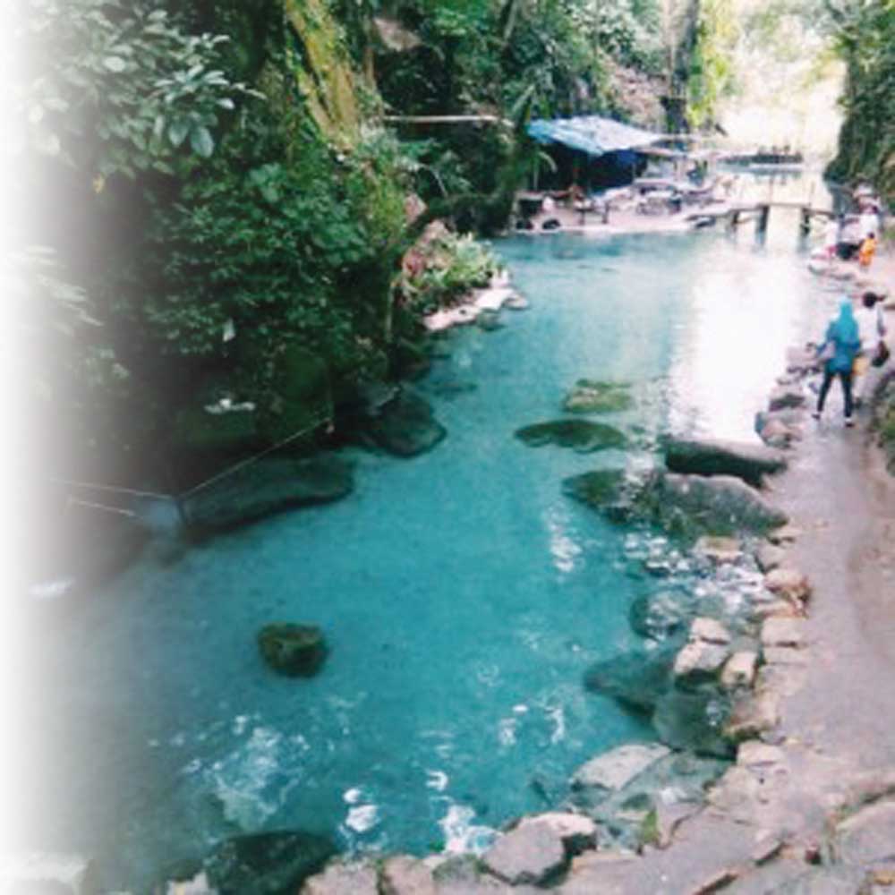 Wisata Adventure di Palaruga,  Jernih Airnya Bagai di â€˜Sorgaâ€™