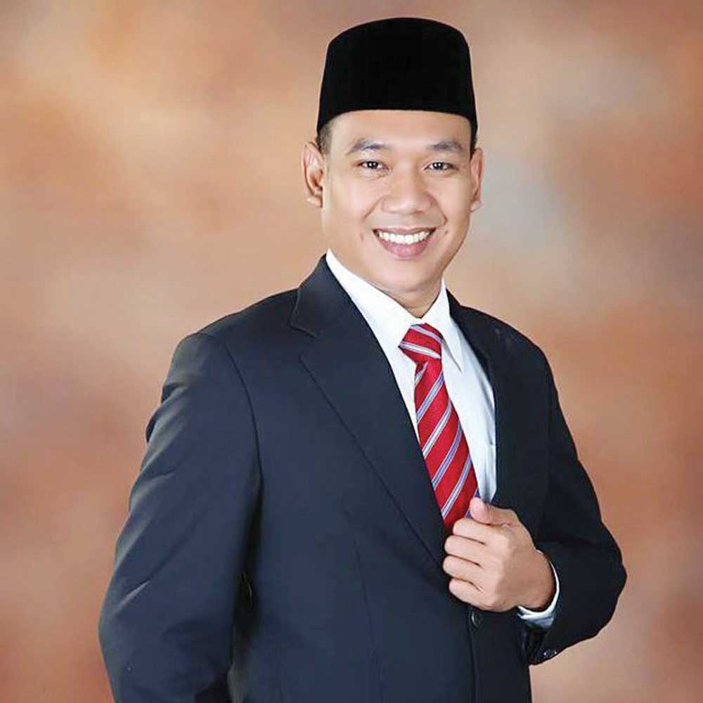 Pelantikan Pakai Biaya Patungan