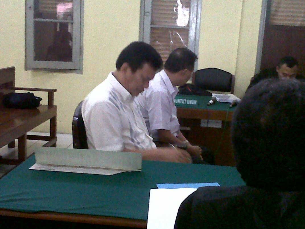 APBN 2010 Tiga Terdakwa DAK Taput  Dituntut 18 Bulan Penjara