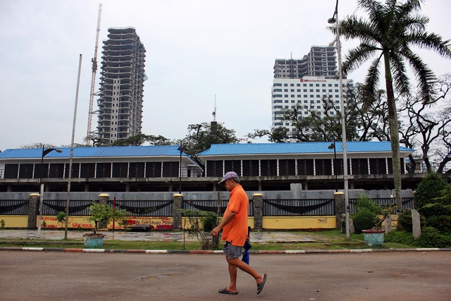 64 Pedagang Buku Medan Menunggu Kepastian Nasibnya
