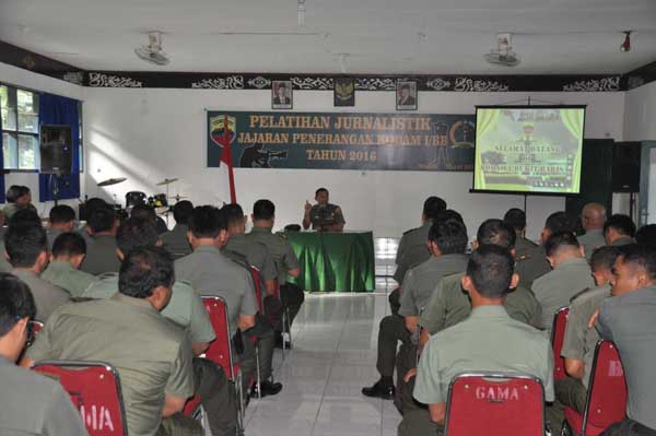 Pendam I/BB Gelar Pelatihan Jurnalistik