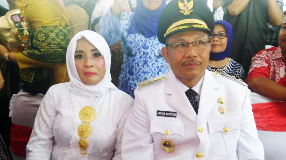 Akhyar Ajak Warga Miskin Proaktif Urus KTP dan KK, Permudah Proses Administrasinya