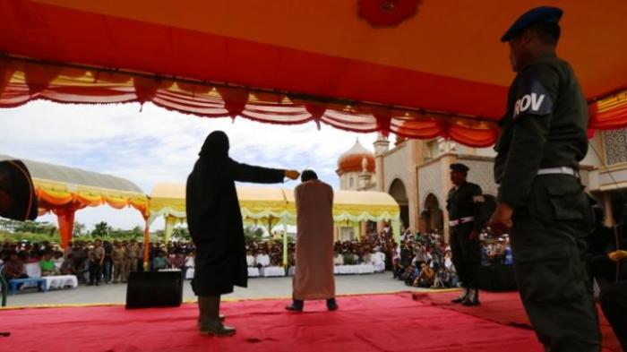 15 Pelanggar Syariat Dicambuk di Kota Langsa