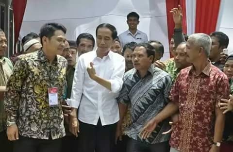 Camat Putri Betung  Diundang Presiden Jokowi Makan Bersama  