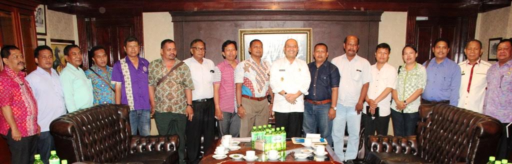 May Day Dipusatkan Di Gelanggang Remaja