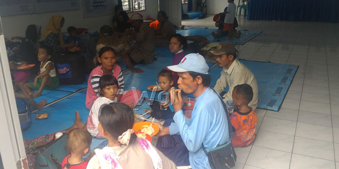 Korban Kebakaran Simpang BW Ngungsi ke Kantor Desa Sampali