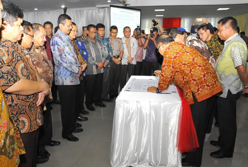 Bupati Sergai Tandatangani Komitmen Bersama Pencegahan dan Pemberantasan Korupsi Terintegrasi