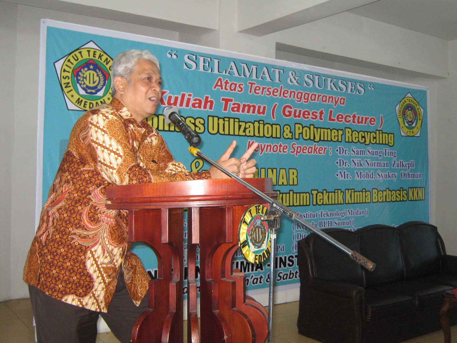 Mahasiswa Teknik Kimia ITM Kuliah Umum dan Seminar