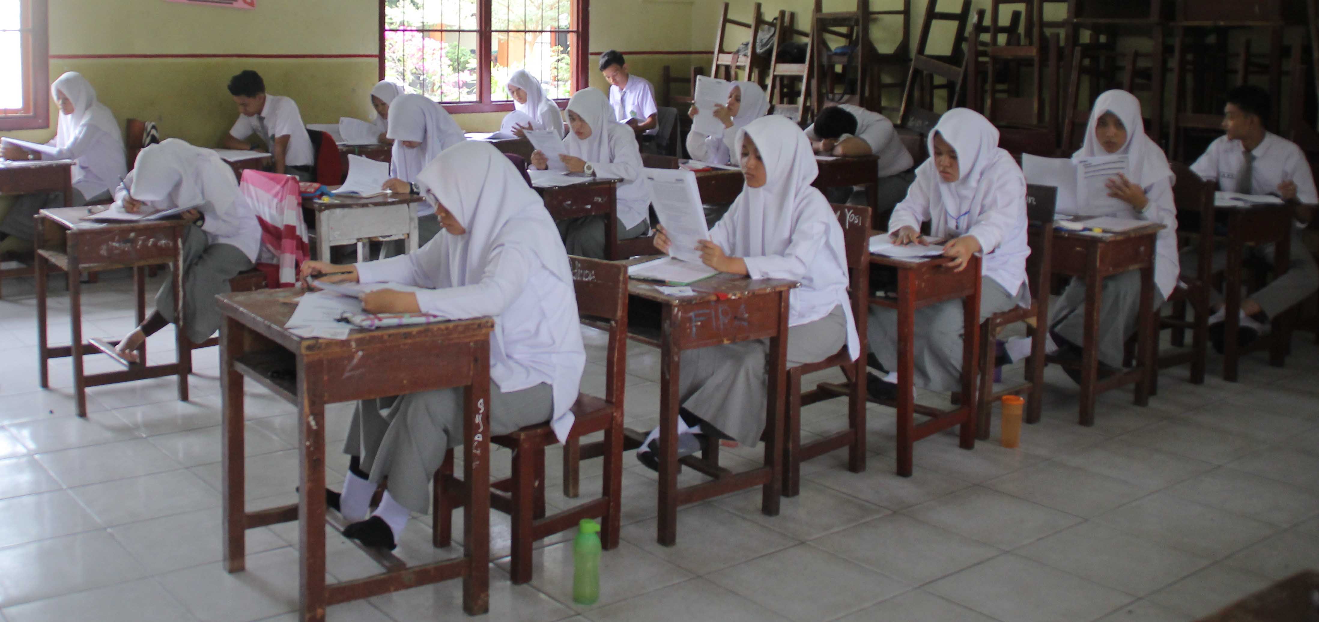 Ratusan Siswa Kota Medan Ikuti Ujin Susulan