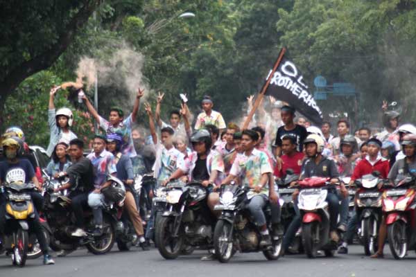 Konvoi Usai UN, 150 Kendaraan Pelajar Ditilang Polisi