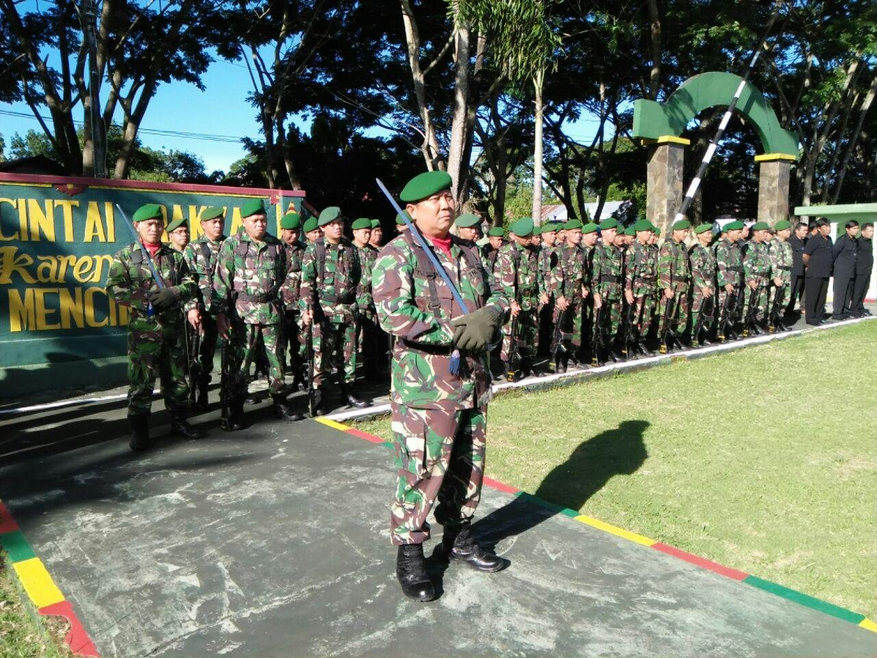 BABINSA IKUT SERTA DONOR DARAH DALAM RANGKA HUT PWI LABUHAN  BATU