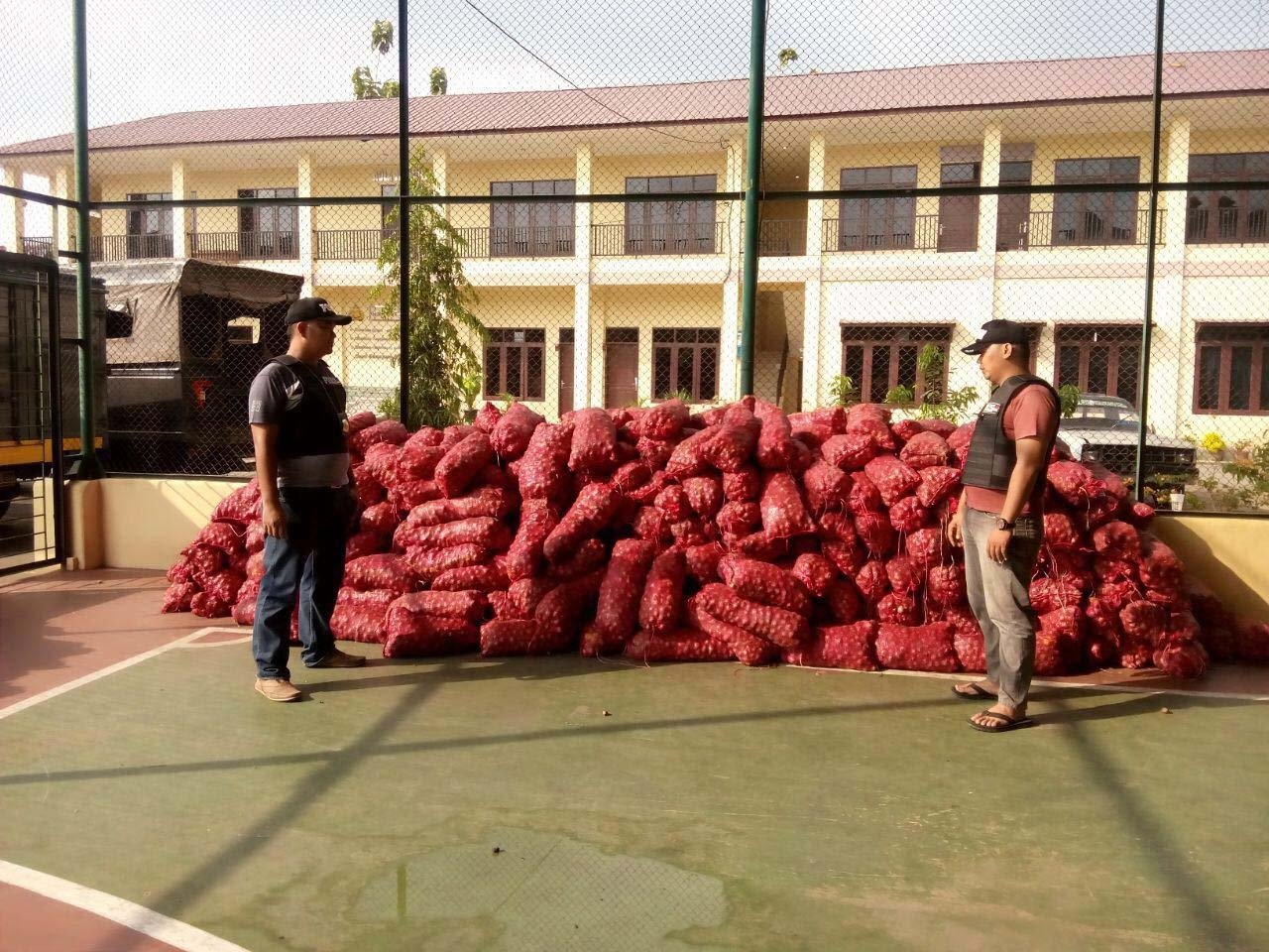 Polres Langkat Masih Selidiki Pemilik 5,2 Ton Bawang Merah Illegal