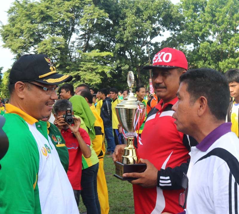 Belawan Juara Umum Wilayah III Seluruh Atlet Diketemukan Pada Penutupan Porwil Medan 2016