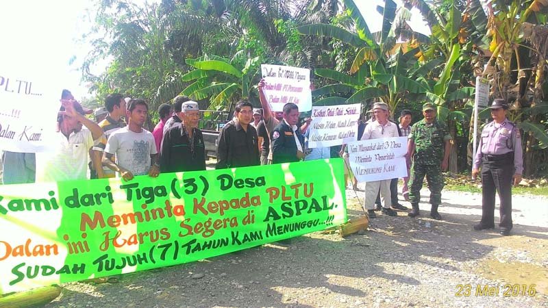 Warga Minta PLTU Pangkalansusu Aspal Jalan Menuju Lokasi Proyek