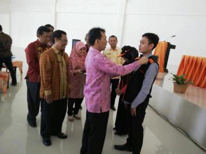 Bupati Tapsel  Kukuhkan 172 Orang Petugas Sensus Ekonomi 2016