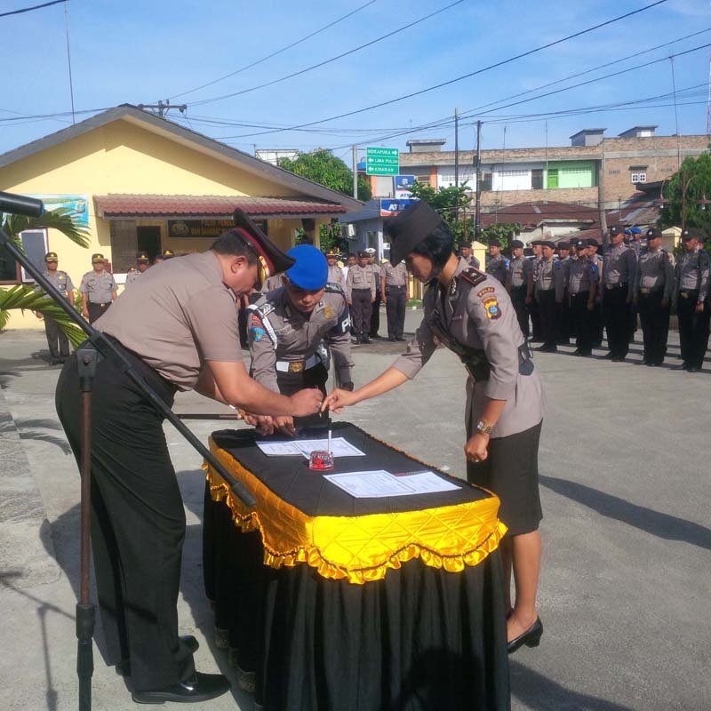 Kapolres Batubara Pimpin Sertijab Waka dan Kasat Narkoba