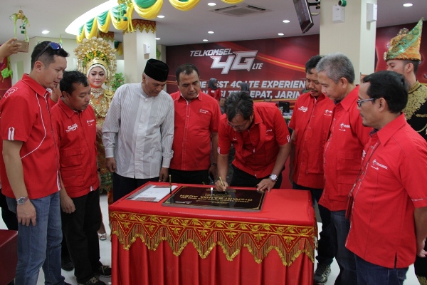 Telkomsel Buka Kantor Baru di Banda Aceh