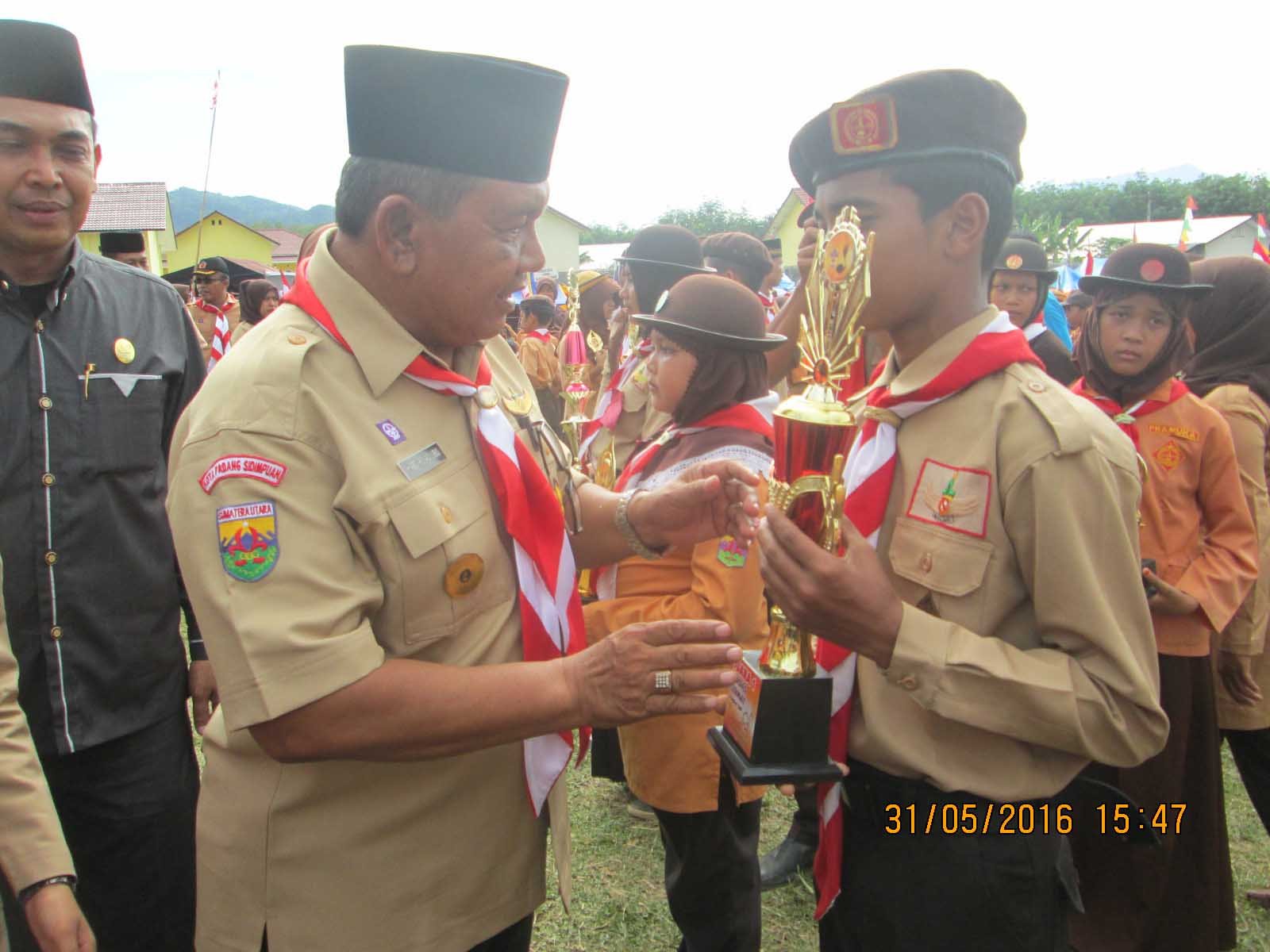 Wali Kota Padangsidimpuan Tutup Perkemahan Pramuka