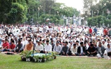 Ribuan Umat Islam Kota Pematangsiantar  Sholat Id 1437 H