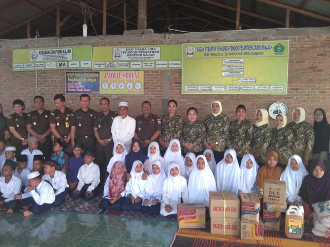 Sergai Anjangsana ke Panti Asuhan Zakiyun Najhah dan Gelar Donor Darah