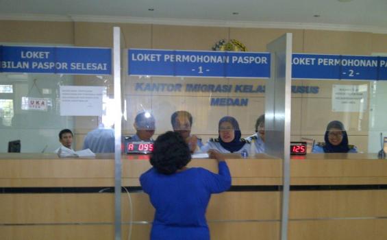 Imigrasi Berlakukan Layanan Buat Paspor Pukul 06.30 WIB