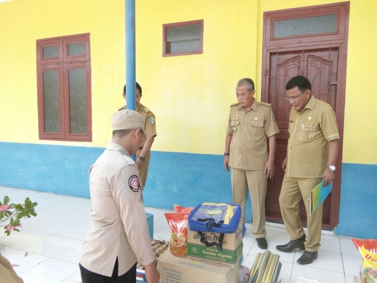 Korban Puting Beliung Terima Bantuan dari Dinas Sosial