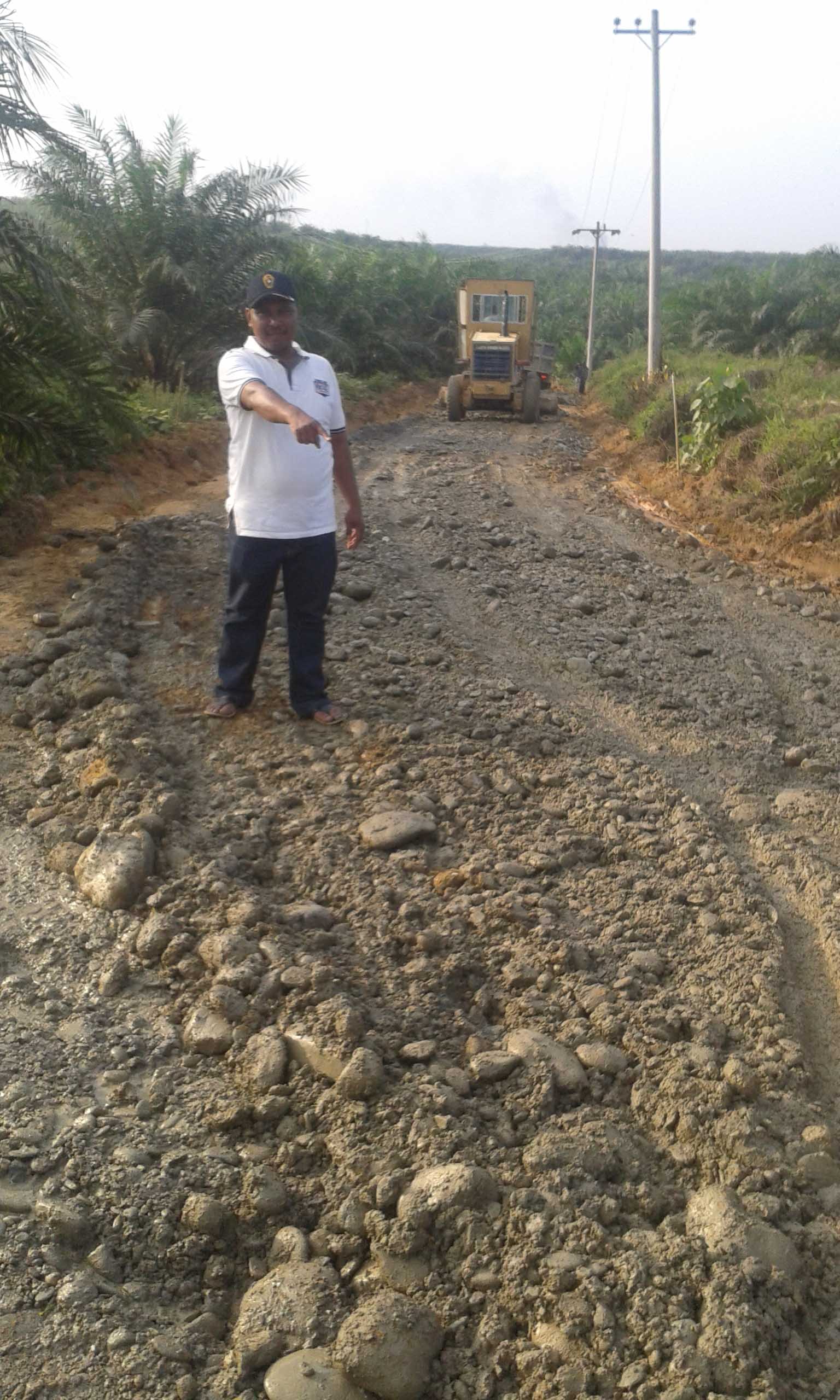 Pembangunan di Desa PIR ADB Besitang Maju Pesat