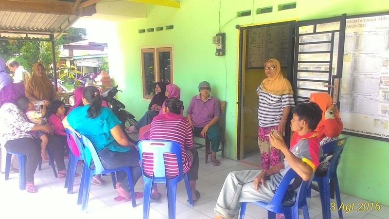 Puluhan IRT Korban Pungli Bedah Rumah Tuntut Kades