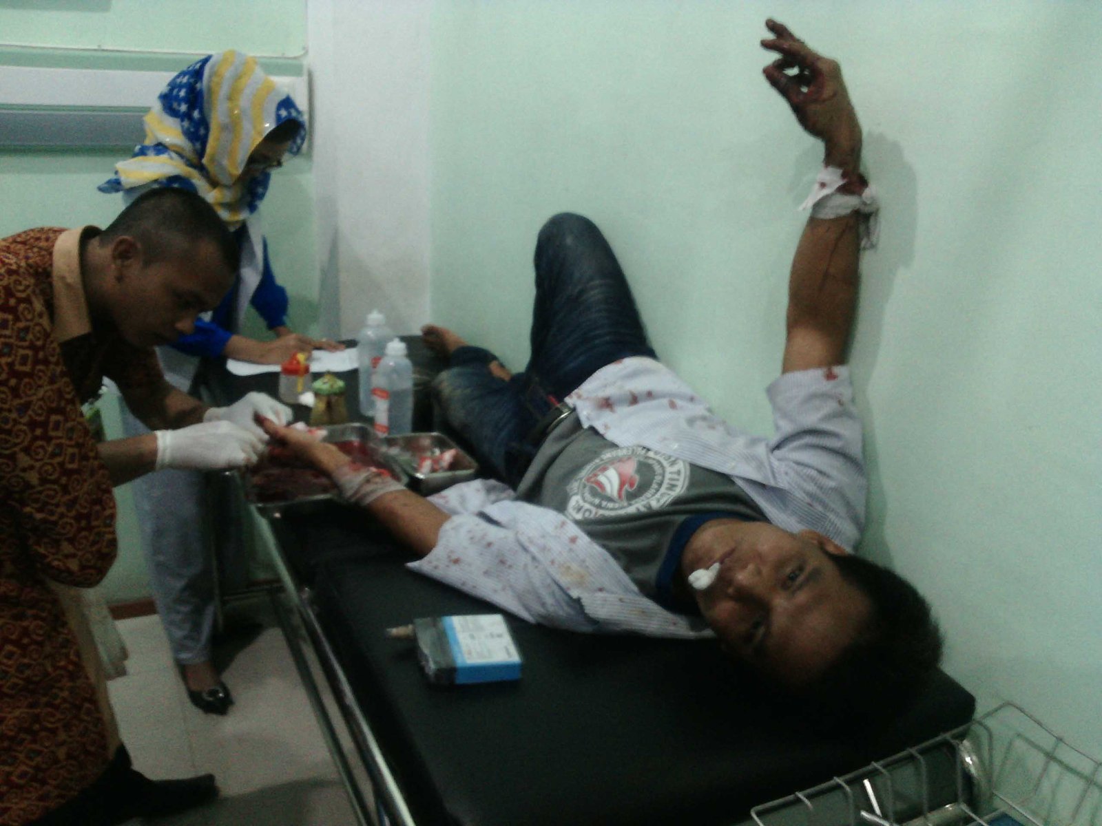 Berkelahi dengan Perampok - Bayu Ginting Dibacok