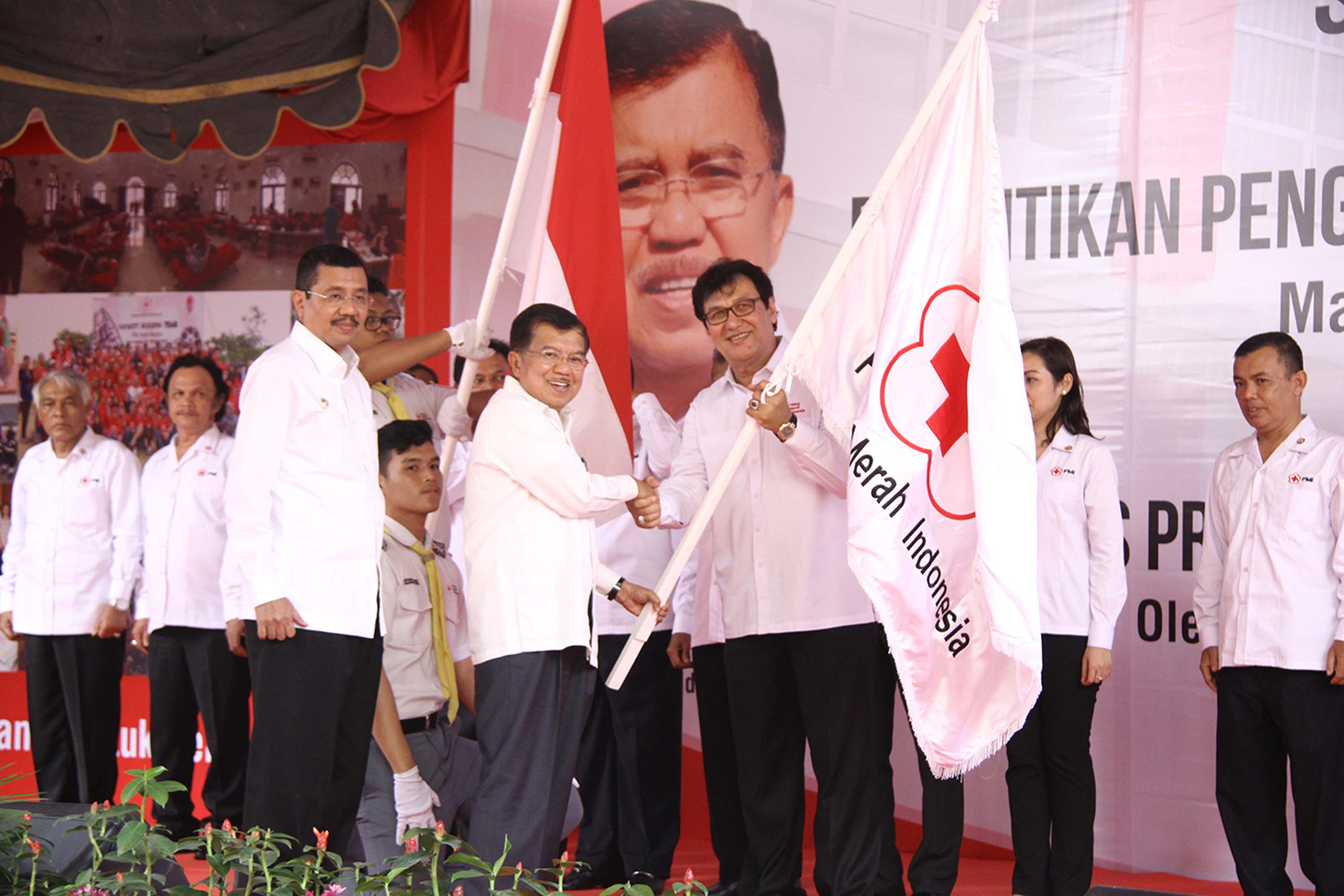 PMI Sumut Terbaik se Indonesia - Wapres Resmikan Markas dan UTD PMI Sumut, Minta PMI Kerja 24 Jam