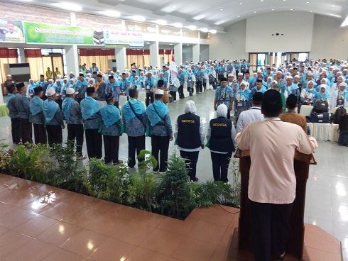 Wakil Bupati Labusel Lepas Calhaj Kloter 3
