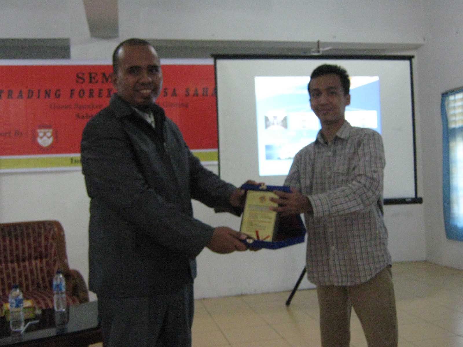 HMTI ITM  Gelar Seminar Trading Forex dan Bursa Saham