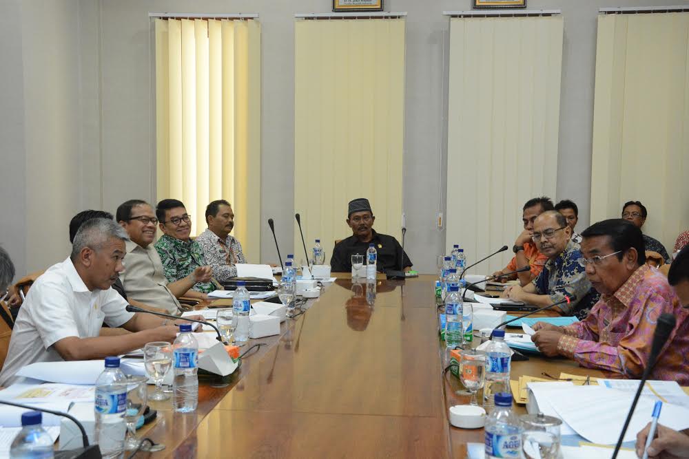 Wabup Deliserdang Terima Kunker Tim III DPRD Sumut