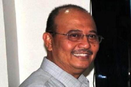 Eldin Resmikan Toko Oleh-Oleh Hajjah Nimar