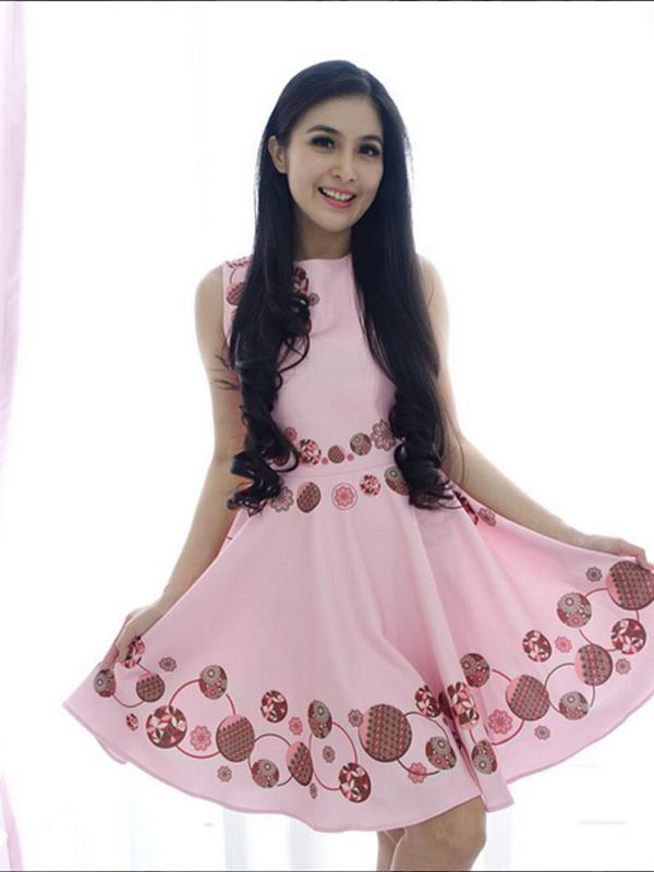 Sandra Dewi Akan Menikah di Istana Cinderella Disneyland Jepang