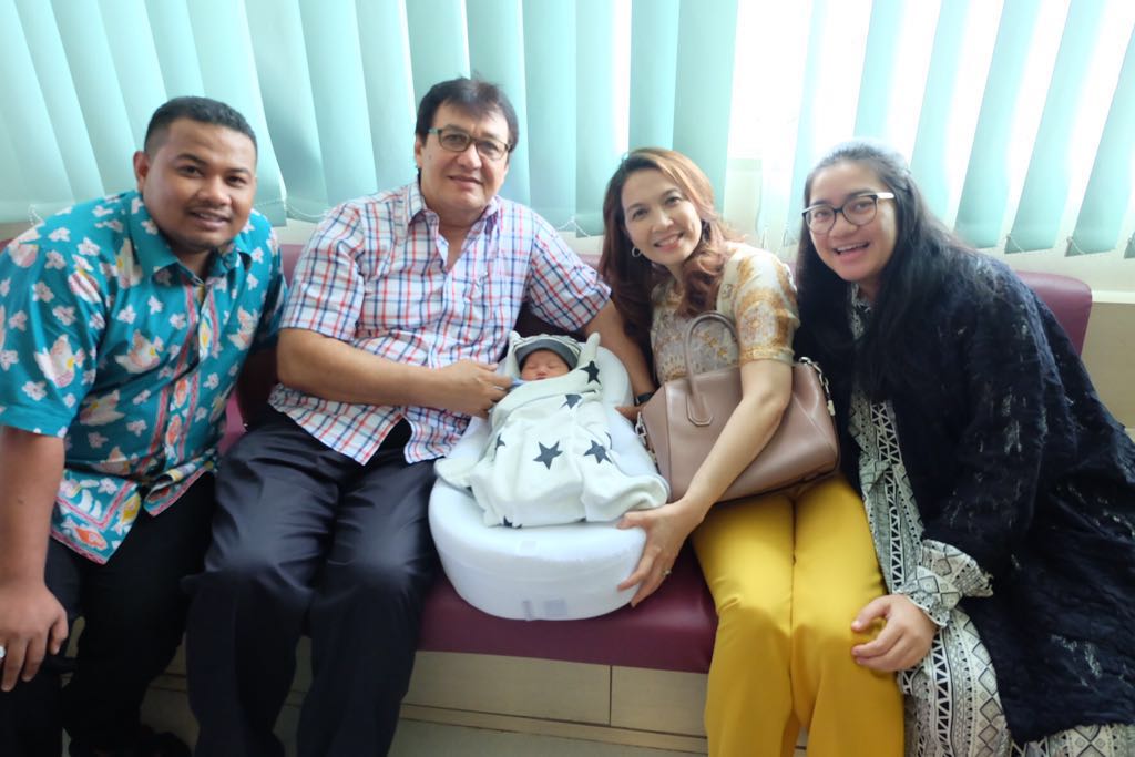 Wali Kota Termuda Jadi Ayah El Ravito Katzusa