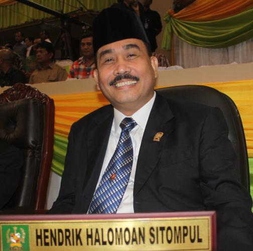 Hendrik Halomoan Sitompul Diragukan Pahami Definisi Halal