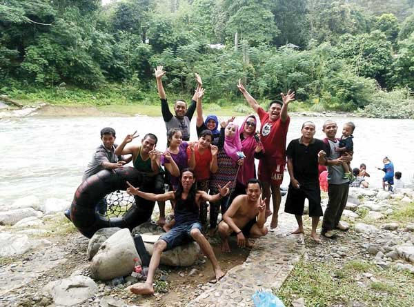 Akhir Pekan, Mencoba Indahnya Berwisata Di Bukit Lawang Sumut