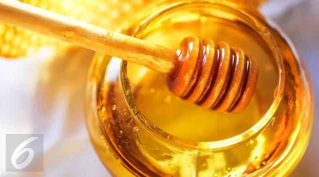 Khasiat Minum Madu Tiap Hari