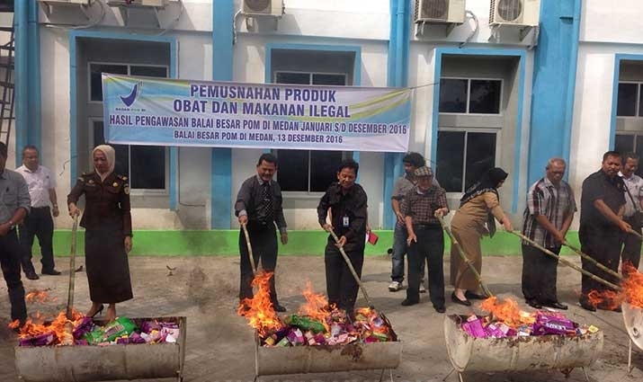 BBPOM Musnahkan 52 Truk Barang Ilegal