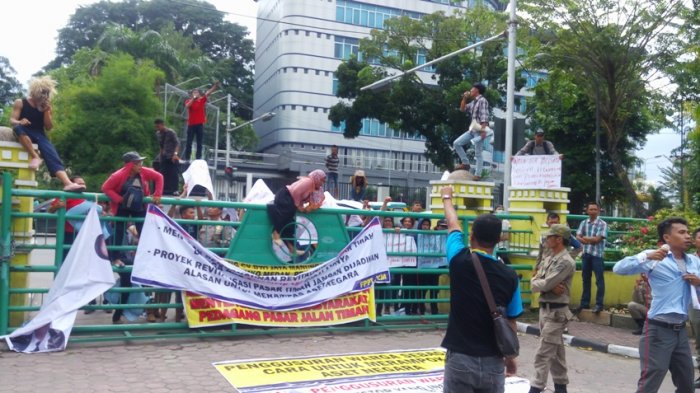 Pengembang Pasar Timah Terima Bersih Tunggu IMB