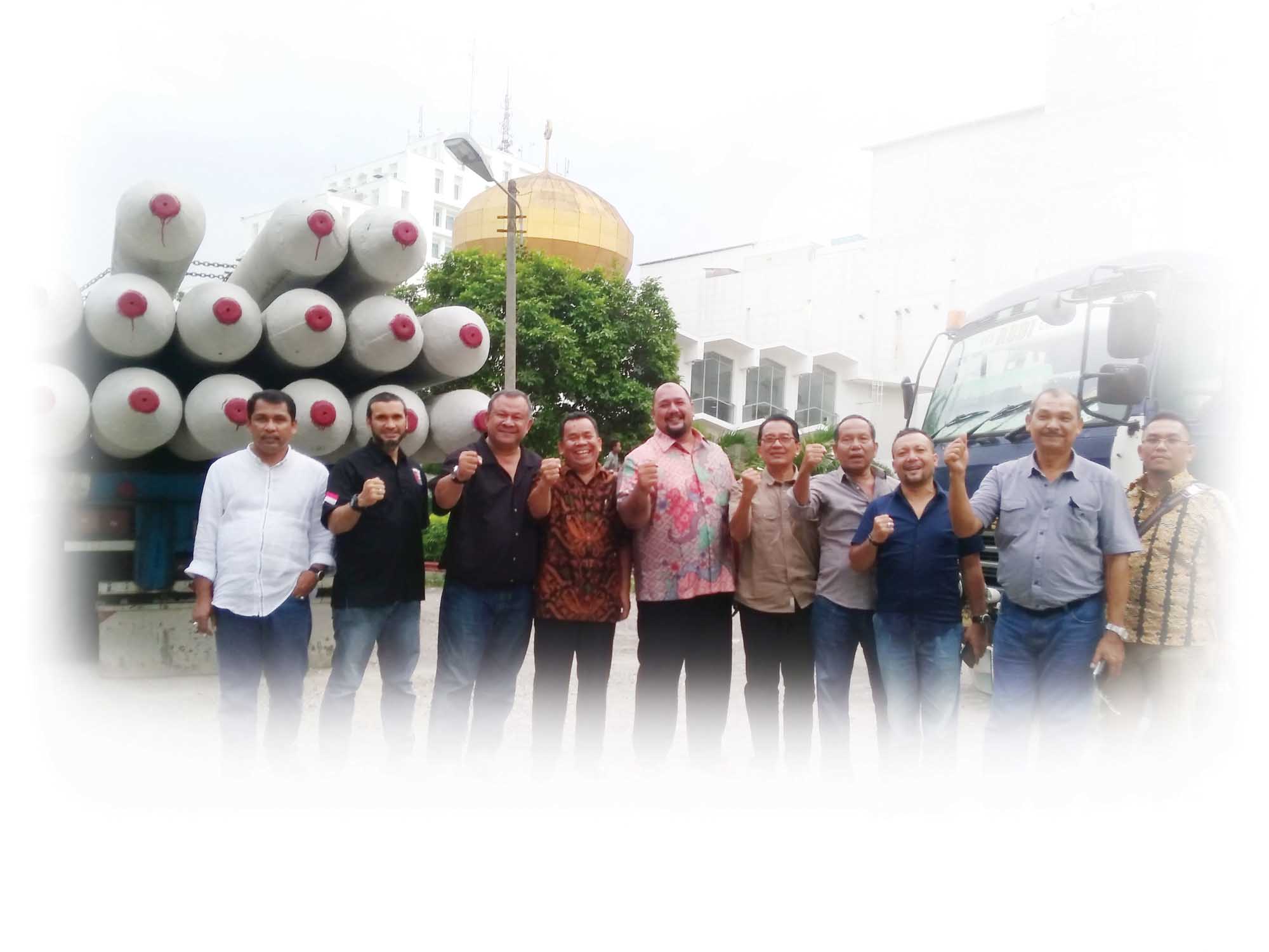 Usai Sholat Jumat Pancang Pembangunan Masjid Agung Dipasang