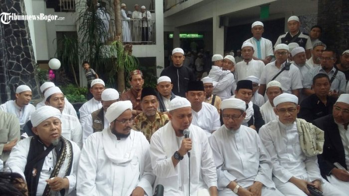 Pemerintah Tak Siap Dikritik, Soal Ustadz Disertifikasi