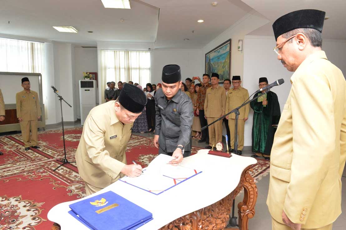 Erry Lantik Tiga Pejabat Eselon II