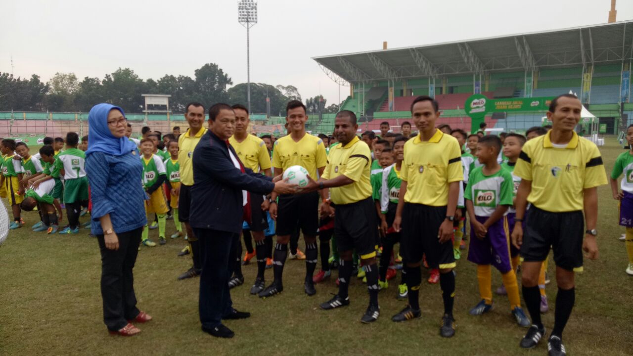 Wali Kota Buka MILO Football Championship 2017