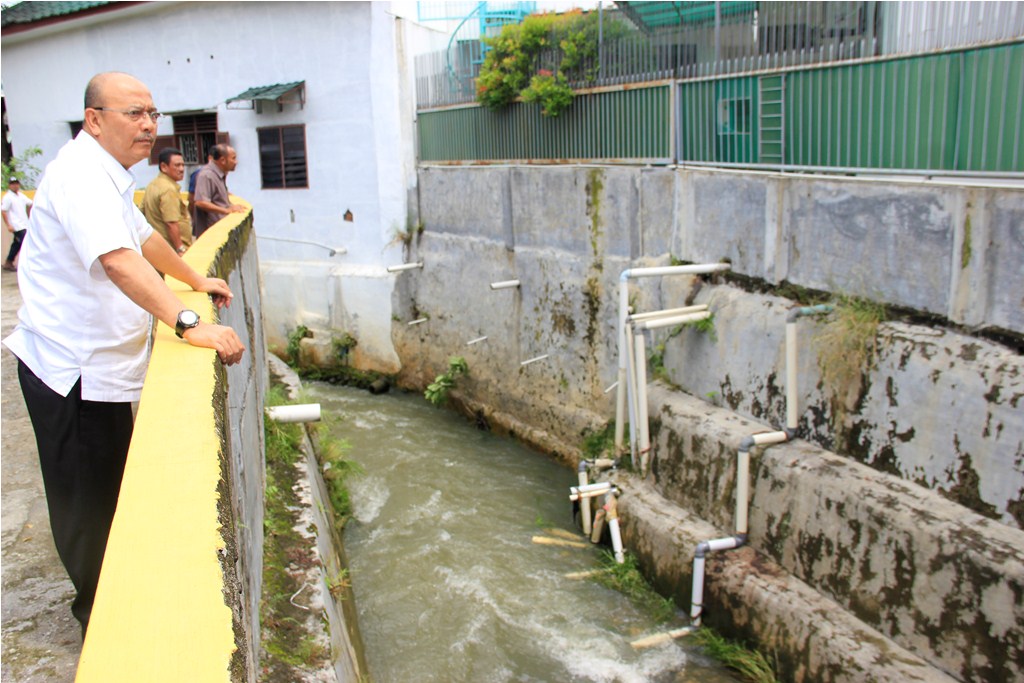 Musim Hujan, Walikota Medan Tinjau Kawasan Banjir