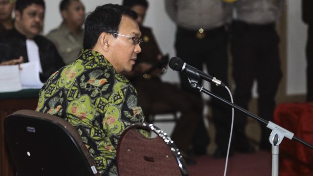 Ahok Dituntut Hukuman 1 Tahun Penjara, Penegakan Hukum Mirip Dagelan Sandiwara