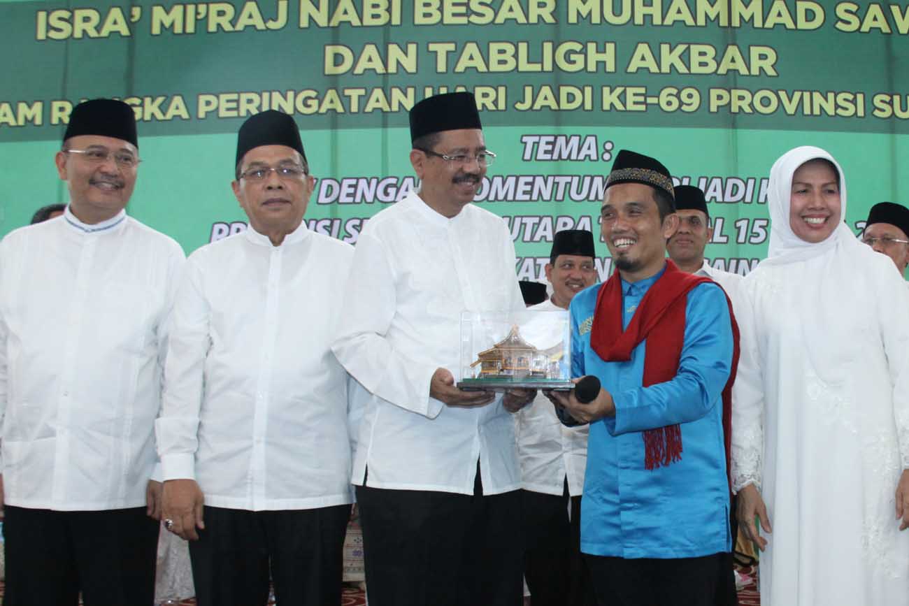 Israk Mikraj Dan Tabligh Akbar Hari Jadi 69 Provinsi Sumut, Erry Doakan Kemakmuran Masyarakat Sumut